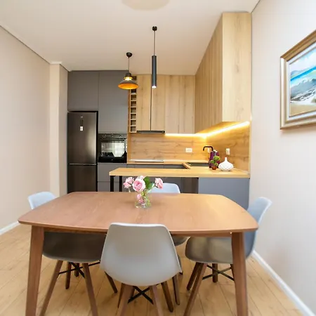 Sofia Apartment *
